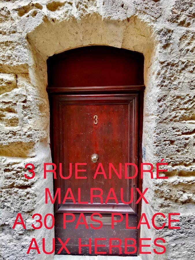 Appartement A 50 M De La Place Aux Herbes Uzès Exterior foto