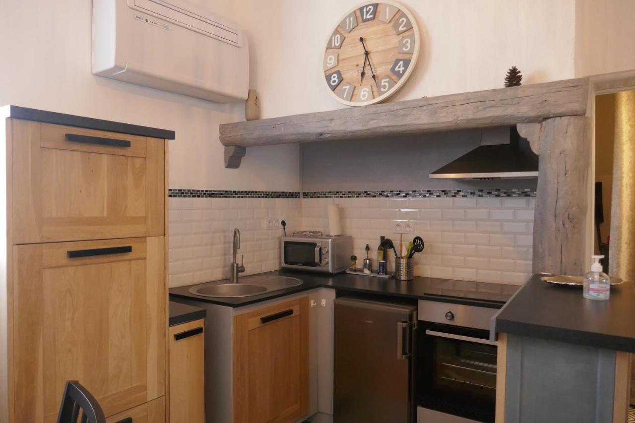 Appartement A 50 M De La Place Aux Herbes Uzès Exterior foto