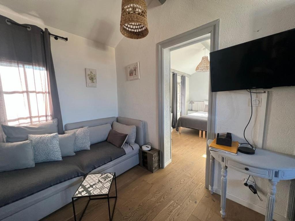 Appartement A 50 M De La Place Aux Herbes Uzès Exterior foto
